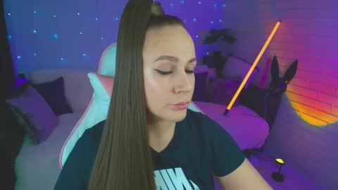 Dia  online show from 5, 10, 2025