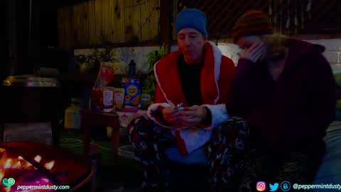 Peppermint and Dusty  online show from 2, 1, 2025