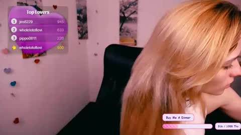 Snapshot of peppymia chatting on 17, 11, 2025 Mia online show from 17, 11, 2025