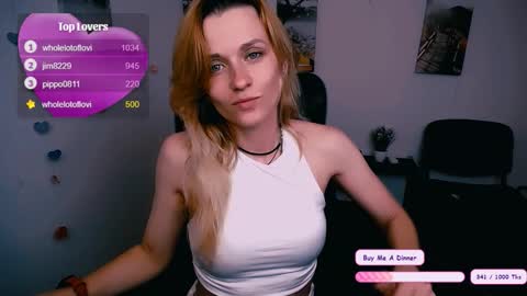 Snapshot of peppymia chatting on 21, 11, 2025 Mia online show from 21, 11, 2025