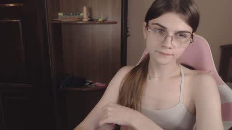 Farida online show from 5, 12, 2024