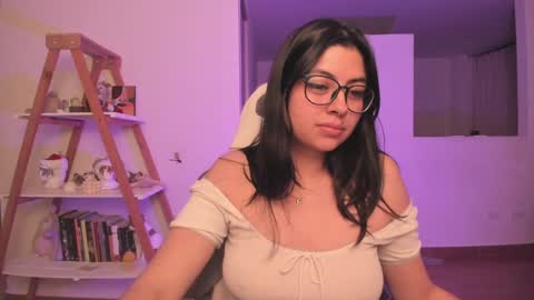 Sarah Ana Banana online show from 6, 2, 2025