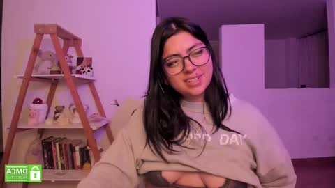 Sarah Ana Banana online show from 24, 2, 2025