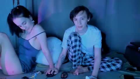 Snapshot of perfect_couplexx chatting on 15, 7, 2026 Lina and John online show from 15, 7, 2026
