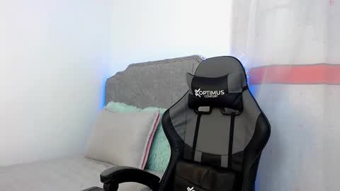 Snapshot of perfectskinny_latinmen_07 chatting on 18, 2, 2025 Andy online show from 18, 2, 2025