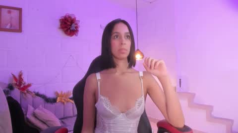 Snapshot of perla_dl chatting on 14, 12, 2025 perla dl online show from 14, 12, 2025