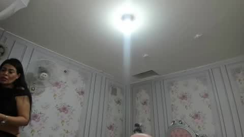 Snapshot of perla_milf4u chatting on 18, 2, 2025 PERLA online show from 18, 2, 2025