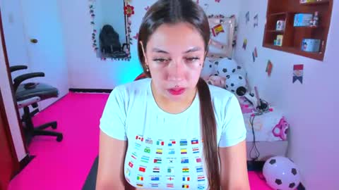 PERLA online show from 25, 6, 2026