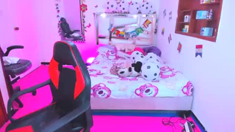 PERLA online show from 2, 7, 2026