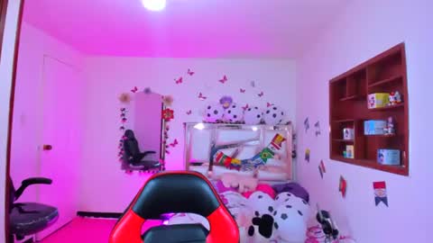 PERLA online show from 3, 7, 2026