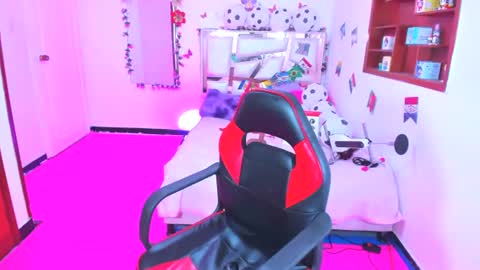 PERLA online show from 18, 7, 2026