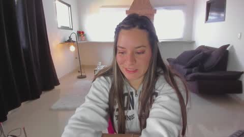 Marie online show from 4, 2, 2025