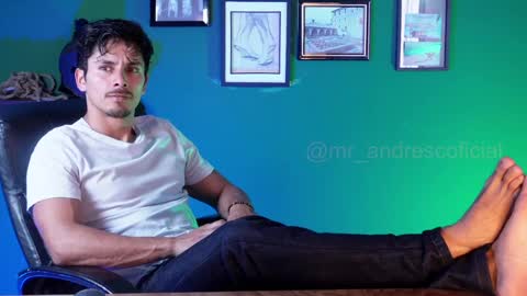 Snapshot of perseoo_88 chatting on 2, 10, 2025 andres online show from 2, 10, 2025