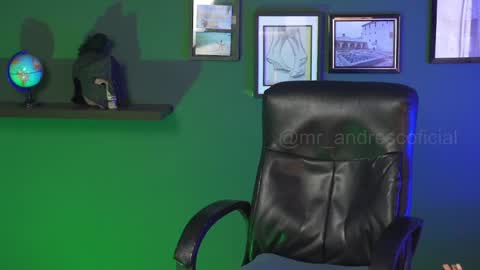 Snapshot of perseoo_88 chatting on 24, 10, 2025 andres online show from 24, 10, 2025