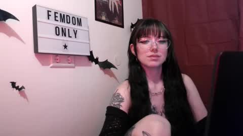 Persephone online show from 5, 5, 2026