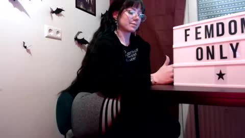 Persephone online show from 19, 5, 2026