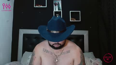 Snapshot of perverseveteranmanxxx chatting on 4, 3, 2025 Carlos online show from 4, 3, 2025