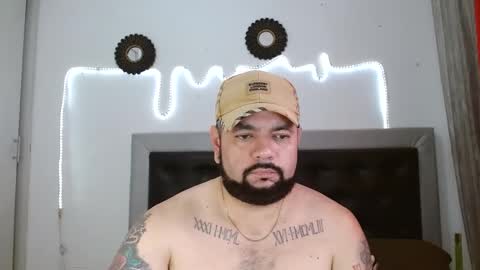 Snapshot of perverseveteranmanxxx chatting on 25, 9, 2025 Carlos online show from 25, 9, 2025