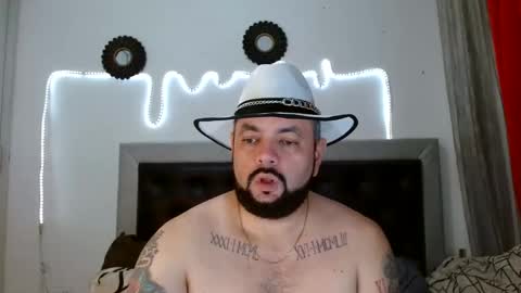 Snapshot of perverseveteranmanxxx chatting on 30, 9, 2025 Carlos online show from 30, 9, 2025