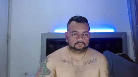 Snapshot of perverseveteranmanxxx chatting on 1, 3, 2026 Carlos online show from 1, 3, 2026