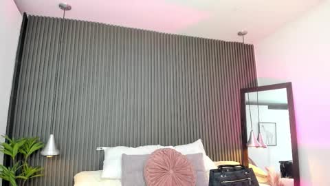 Lizza online show from 4, 11, 2025