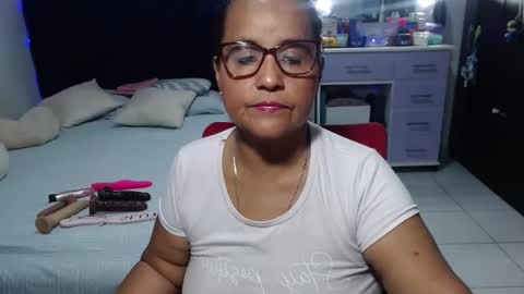 Snapshot of pervert_mommy_x chatting on 14, 5, 2026 SAMY online show from 14, 5, 2026