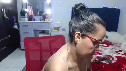 Snapshot of pervert_mommy_x chatting on 21, 5, 2026 SAMY online show from 21, 5, 2026