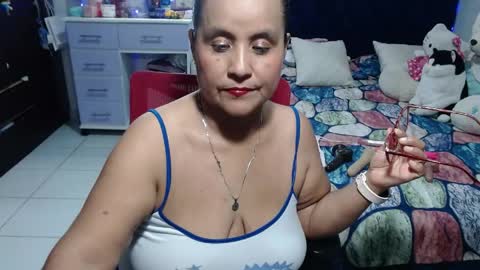 Snapshot of pervert_mommy_x chatting on 2, 6, 2026 SAMY online show from 2, 6, 2026