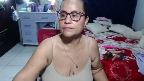 Snapshot of pervert_mommy_x chatting on 13, 6, 2026 SAMY online show from 13, 6, 2026