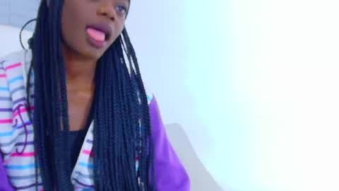 pervert_shydoll online show from 29, 4, 2026