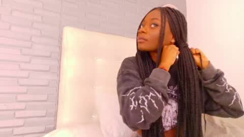 pervert_shydoll online show from 7, 5, 2026