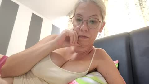 Snapshot of pervygirl69 chatting on 4, 8, 2026 Lisa - online show from 4, 8, 2026