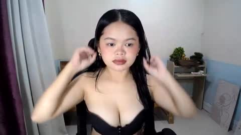 petite_angelxxx online show from 10, 7, 2026