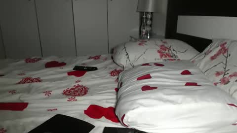 Snapshot of petite_danielle chatting on 10, 9, 2025 petite_danielle online show from 10, 9, 2025