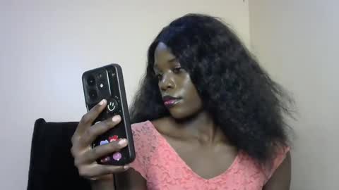 Snapshot of petite_lavi2 chatting on 9, 2, 2025 petite_lavi2 online show from 9, 2, 2025