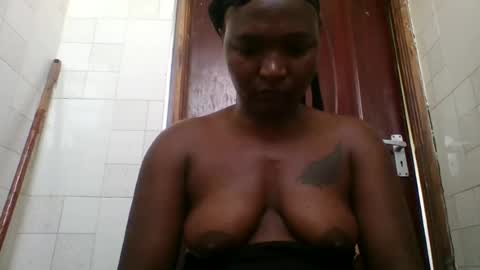 petite_shan online show from 6, 7, 2026