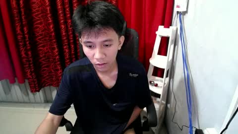 Snapshot of petiteasian_boy chatting on 1, 7, 2026 cute vir online show from 1, 7, 2026