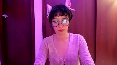 Lunna online show from 3, 3, 2025