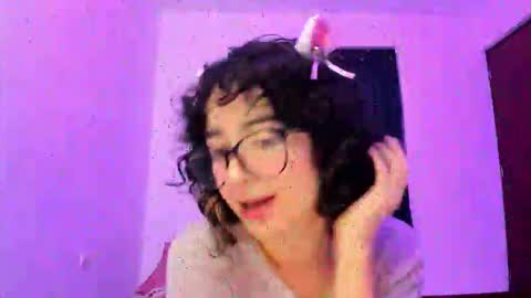 Lunna online show from 15, 11, 2025