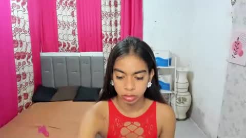 petitehorsycock online show from 19, 5, 2026