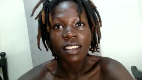 Snapshot of petiteme1 chatting on 5, 2, 2026 petiteme1 online show from 5, 2, 2026