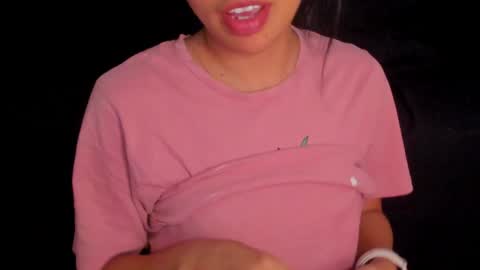 Snapshot of petitgirl_ chatting on 30, 12, 2024 J A S S online show from 30, 12, 2024