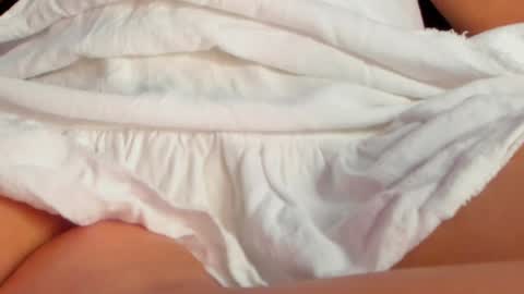 Snapshot of petitgirl_ chatting on 7, 2, 2025 J A S S online show from 7, 2, 2025