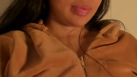 Snapshot of petitgirl_ chatting on 27, 9, 2025 J A S S online show from 27, 9, 2025