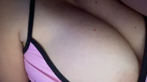 Snapshot of peular chatting on 11, 7, 2026 peular online show from 11, 7, 2026