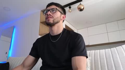 phantom_bigger1 online show from 9, 11, 2025