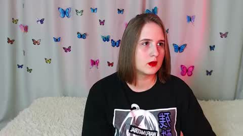 Snapshot of phantommira chatting on 24, 12, 2024 phantommira online show from 24, 12, 2024