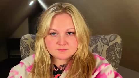 PhatAssBlond online show from 2, 5, 2026