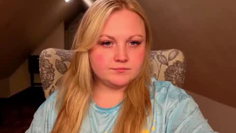PhatAssBlond online show from 5, 5, 2026