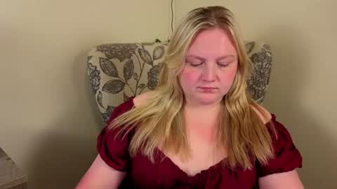 PhatAssBlond online show from 5, 7, 2026